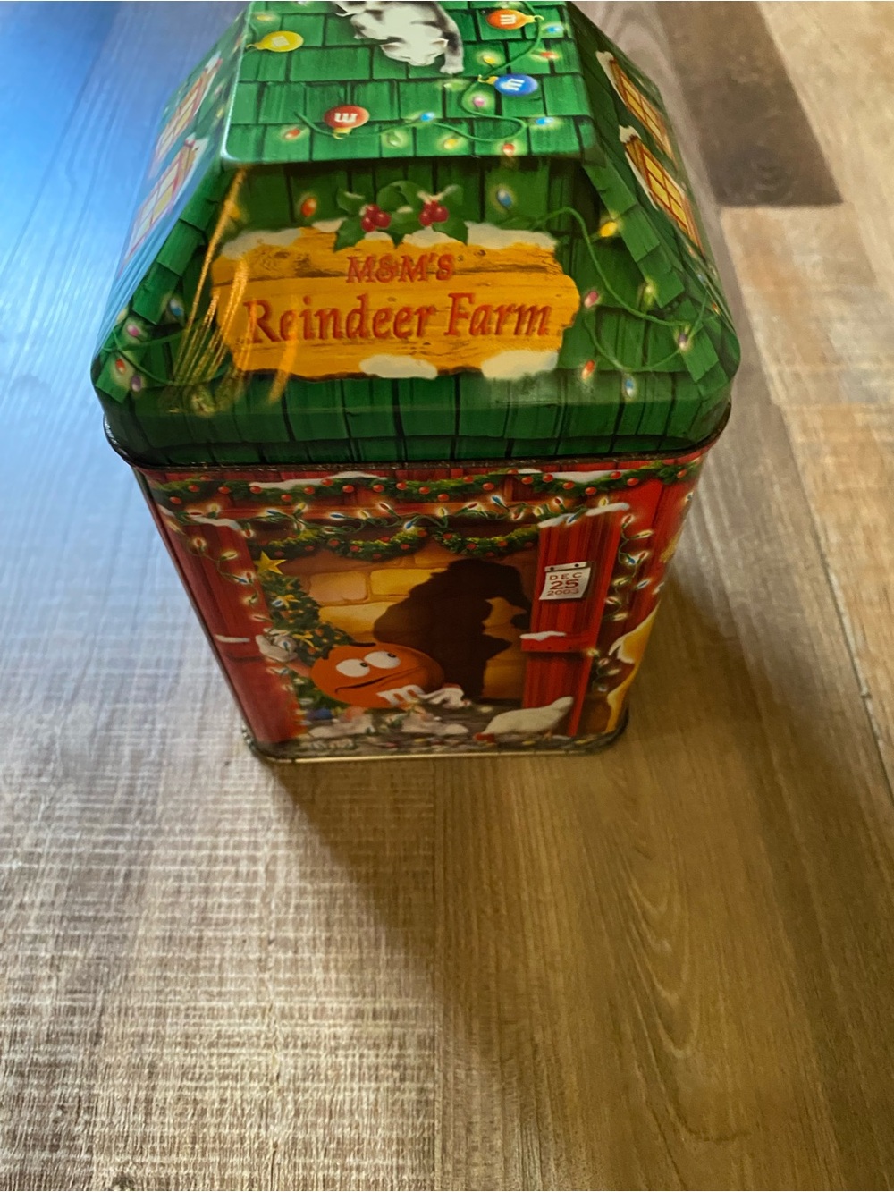 M&M'S Holiday Reindeer Farm Tin - Green & Red VINTAGE
